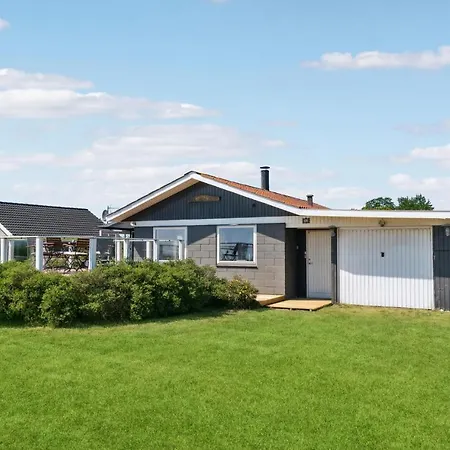 Pet Friendly In With House Sea View